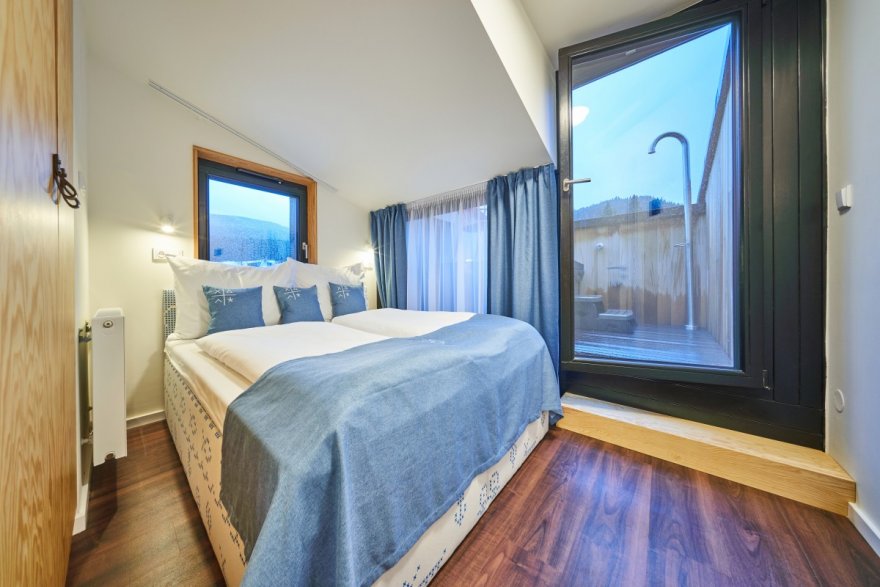 Appartement mit zwei Schlafzimmern, einer finnischen Sauna und einem Whirlpool